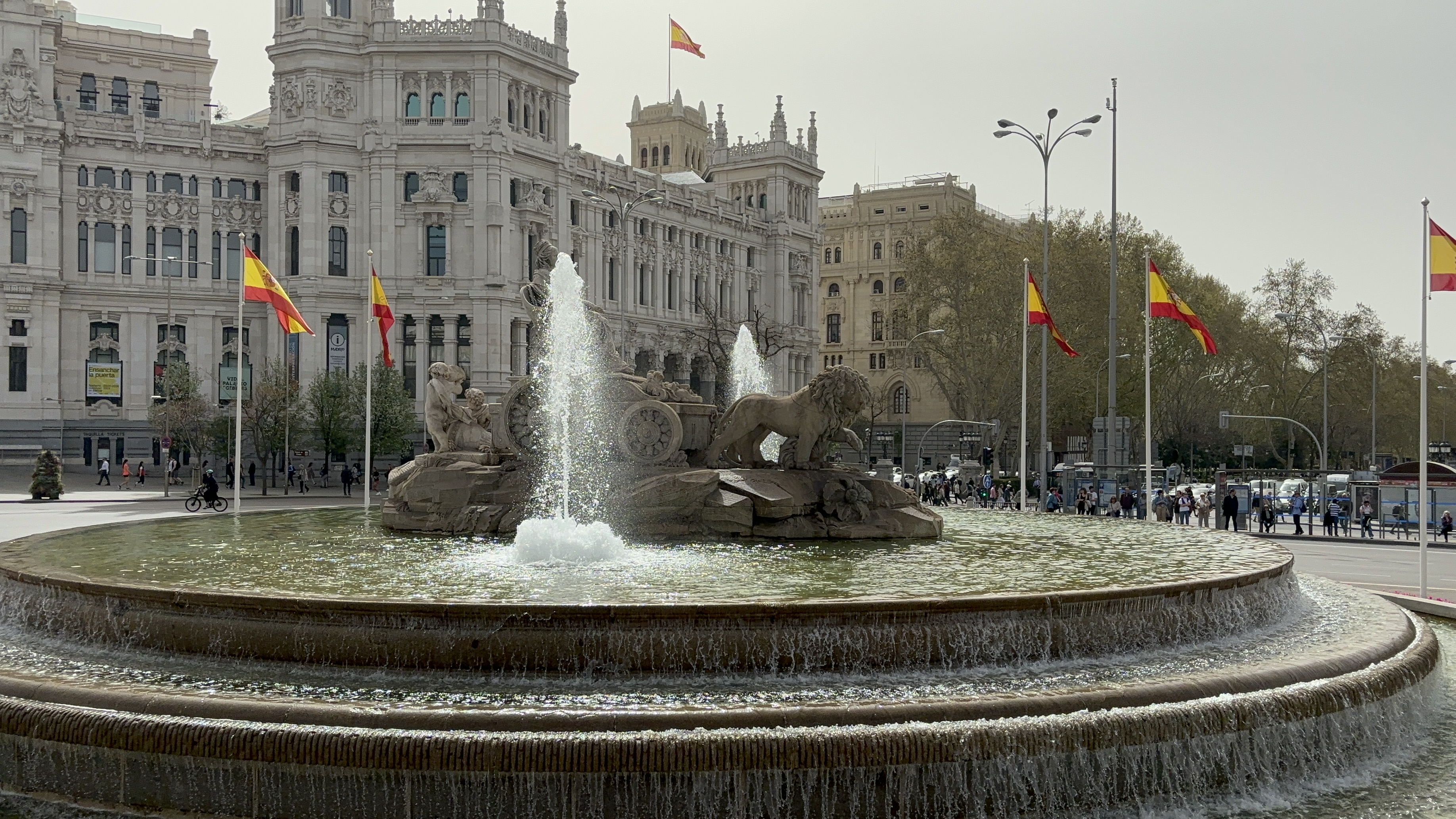 Palacio de Cibeles City Hall