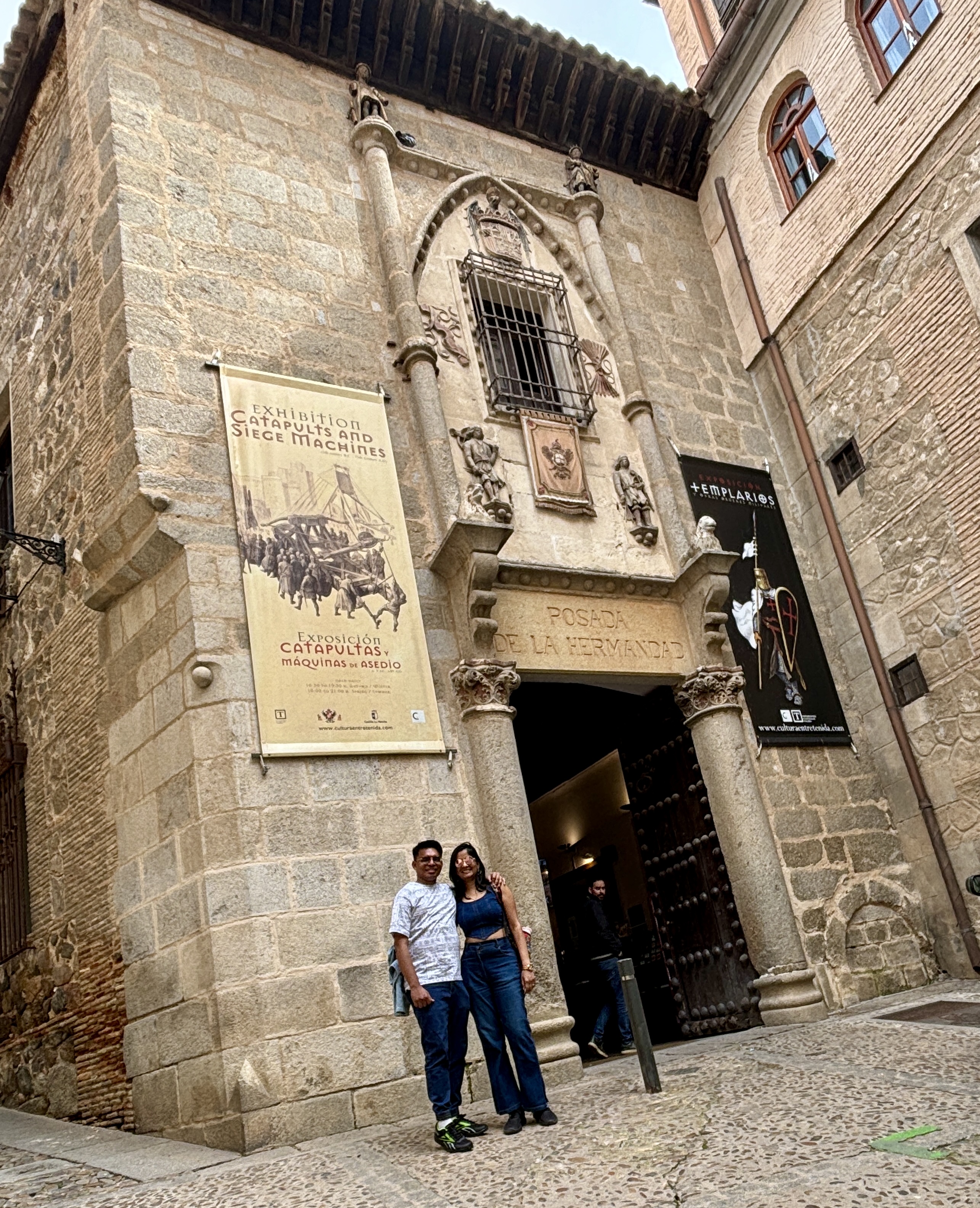 Carved stone entrance of Posada de la Hermandad