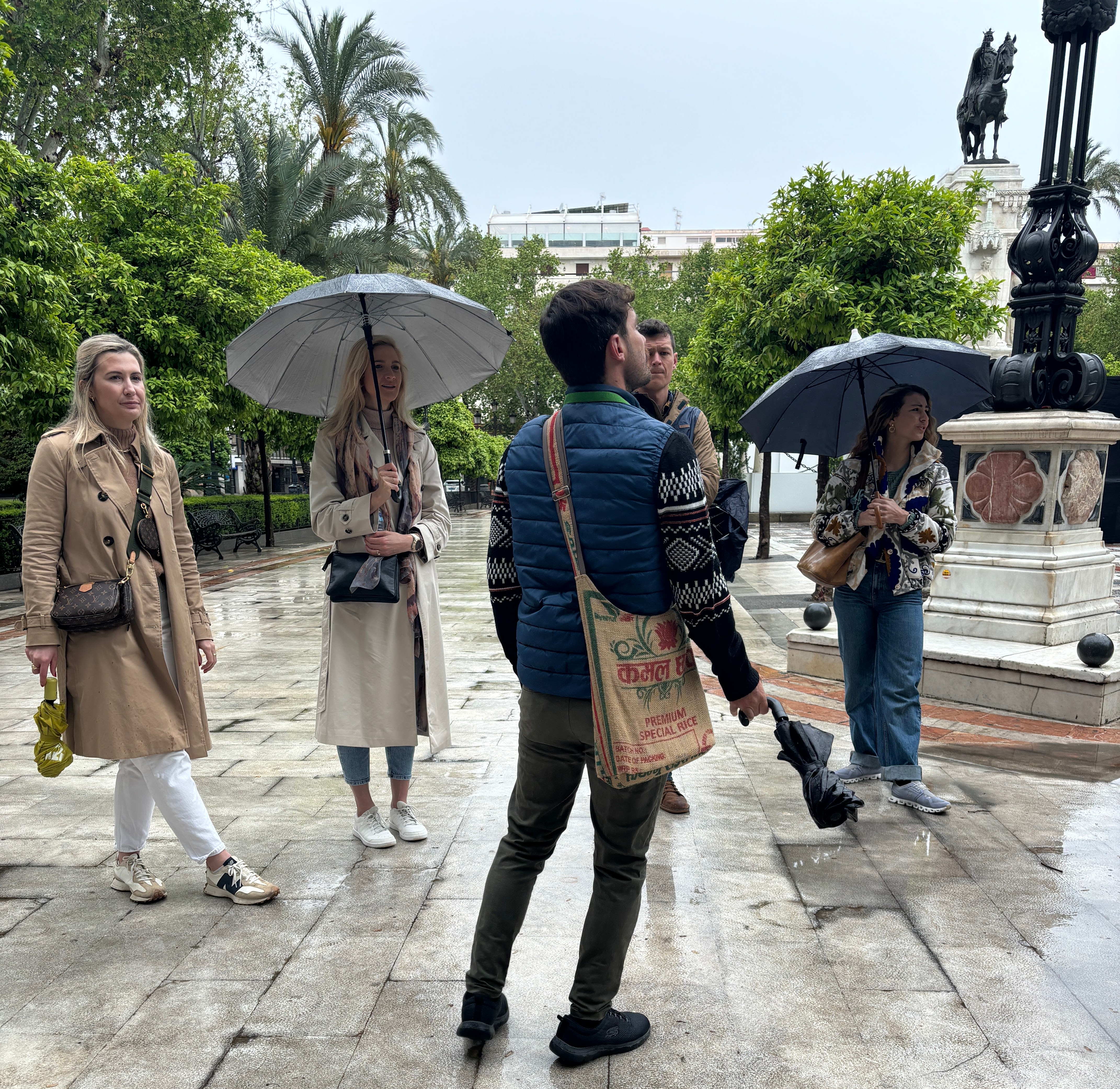Seville architecture during Guruwalk